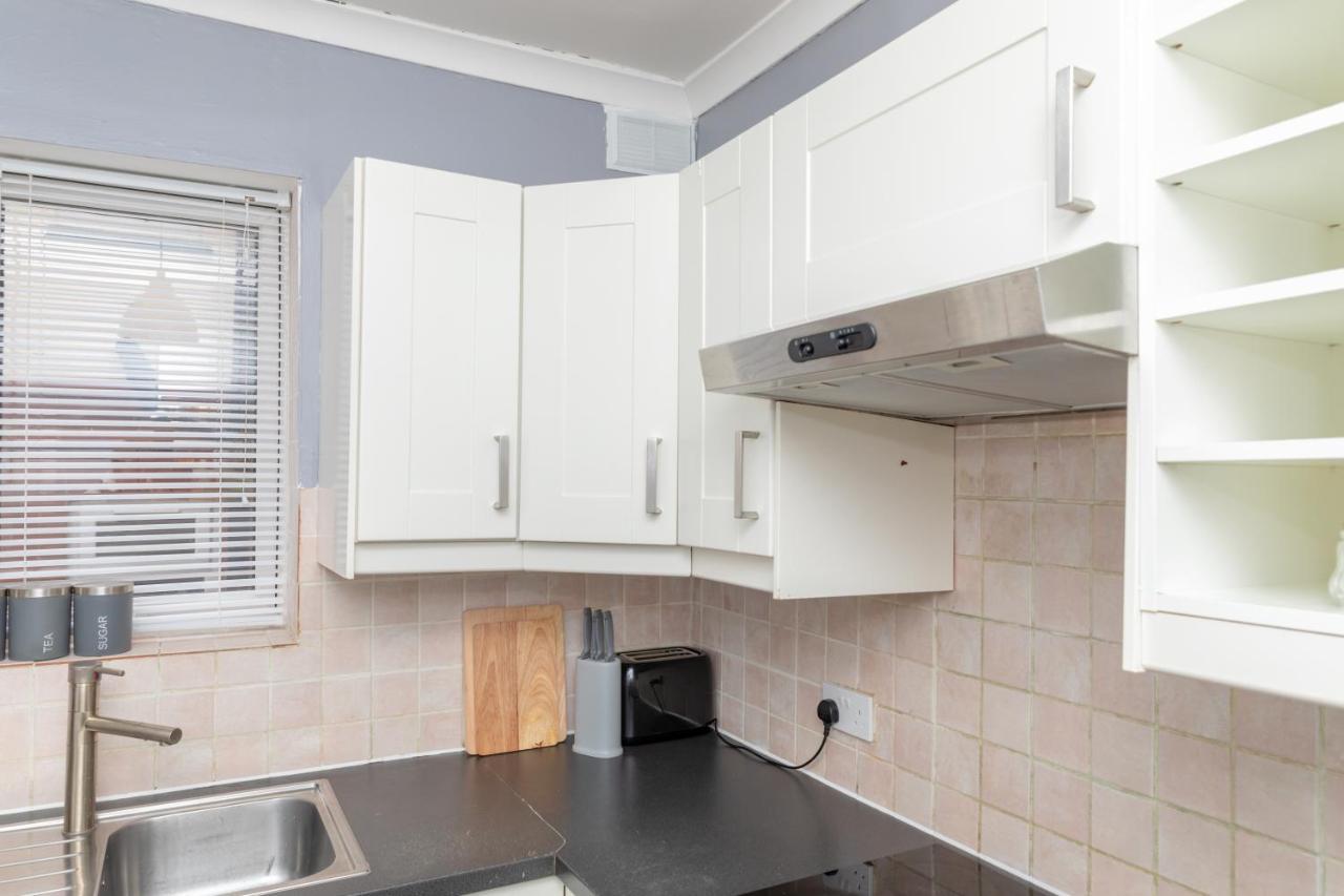Leeds City Centre Spacious House Free Parking And Wi-Fi Bagian luar foto